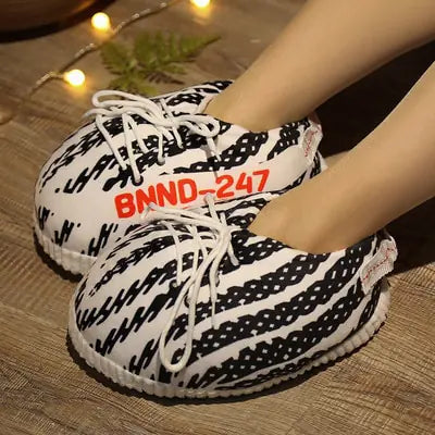 Unwind in Comfort and Style with Unisex Cozy Snug Slippers